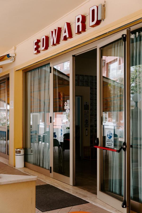 Hotel Edward ベラーリア・イジェア・マリーナ エクステリア 写真