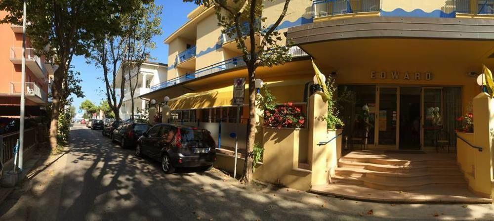 Hotel Edward ベラーリア・イジェア・マリーナ エクステリア 写真
